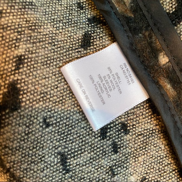 KENNETH COLE New York Faux Fur Cheetah Leopard Print Black Ribbed Knit Sleeves - Picture 5 of 8